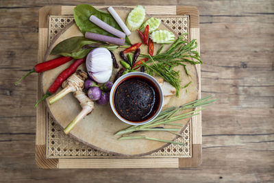 High angle view of chopped vegetables on cutting board