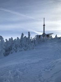 Mountain and sky, winter 
