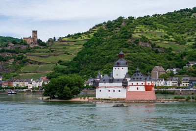 Panoramic view of the pfalzgrafenstein castle in the rhine near kaub in germany.