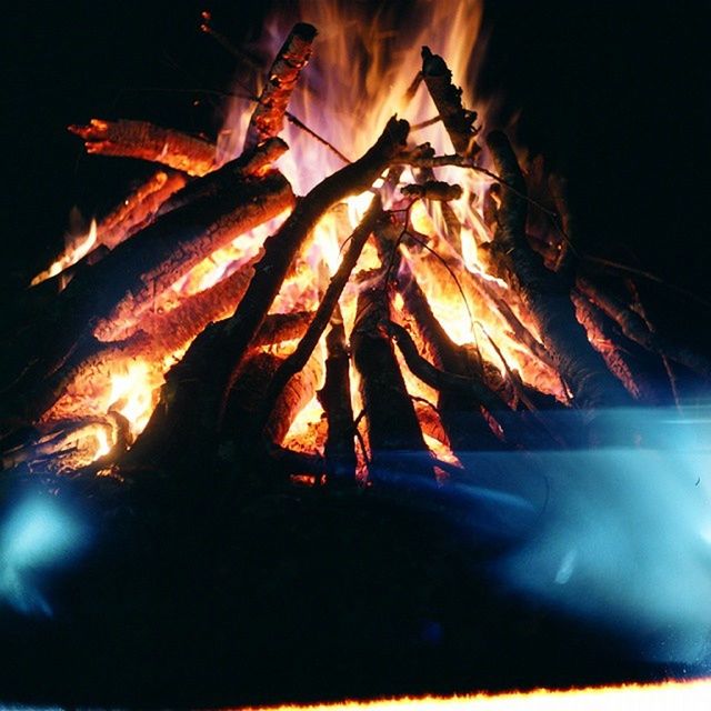 burning, fire, heat, flame, campfire, bonfire, nature, night, no people, log, fireplace, wood, motion, camping, glowing, firewood, outdoors
