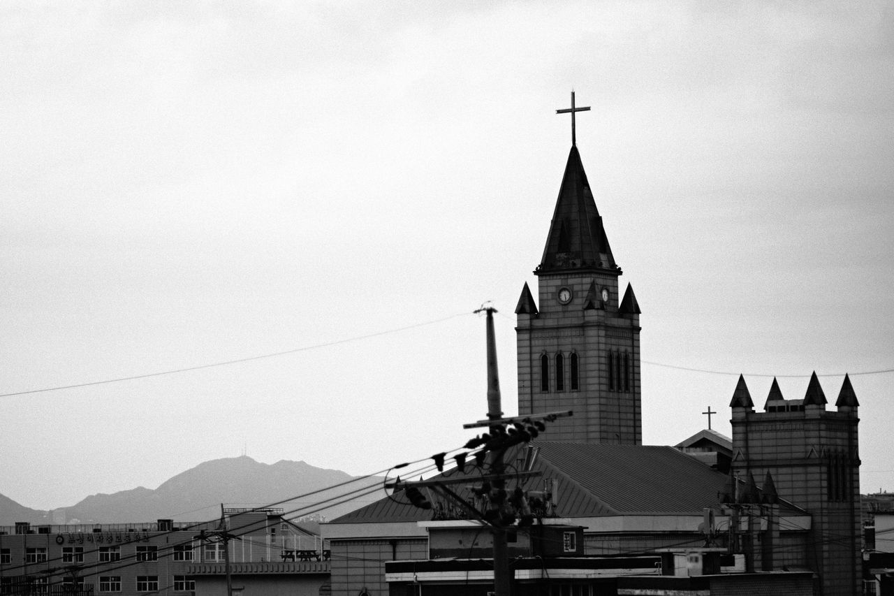 LOW ANGLE VIEW OF A BUILDING