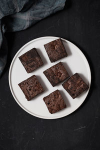 Directly above shot of chocolate cake on table