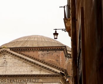 Low angle view of old building in city rome pantheon ancient architecture detail