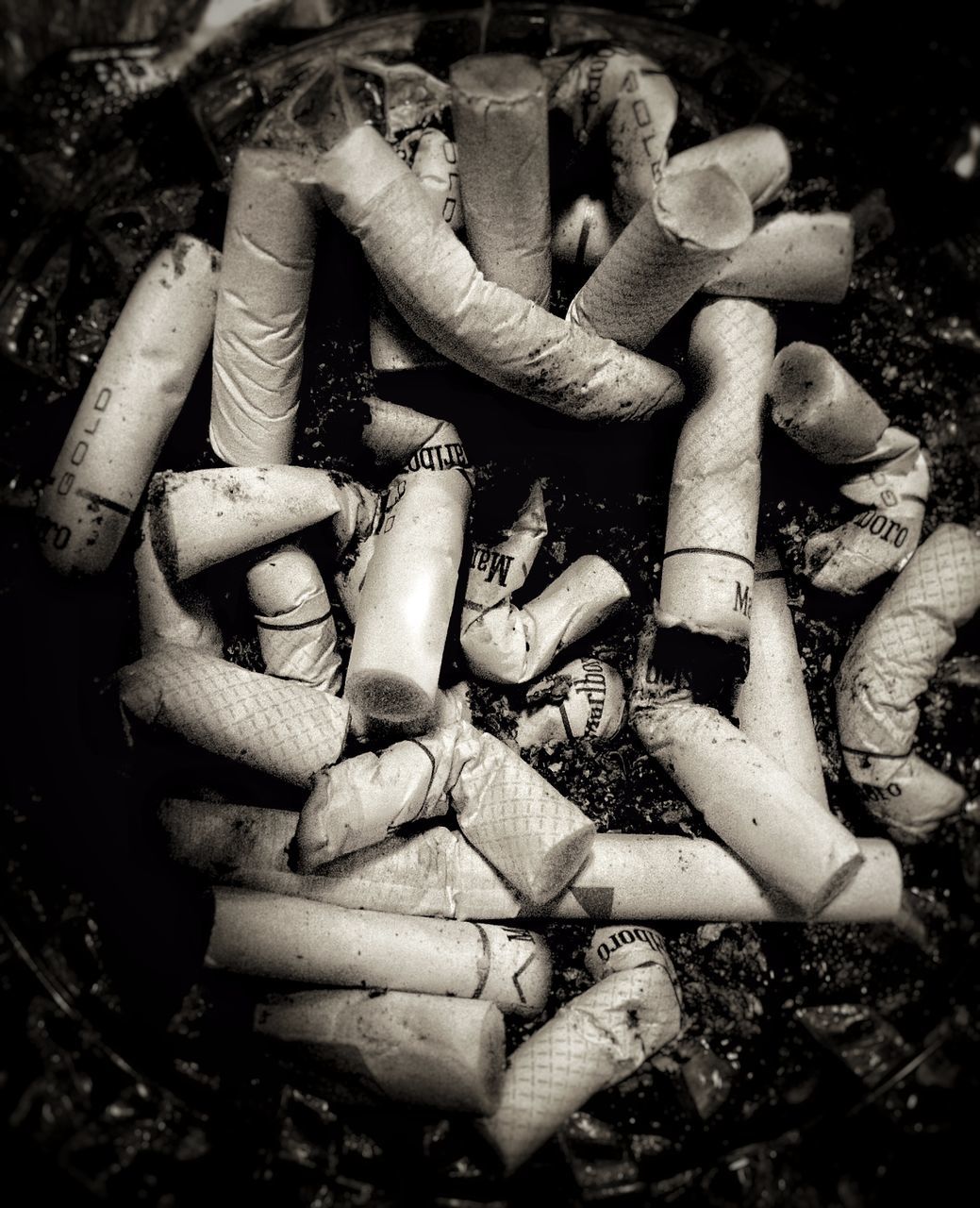 large group of objects, abundance, high angle view, still life, stack, close-up, food and drink, heap, outdoors, day, container, messy, food, dirty, healthy eating, group of objects, firewood, raw food, mushroom, work tool