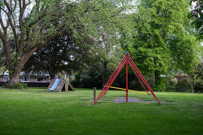 Park equipment - seesaw / teeter-totter