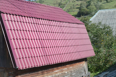 Tilt image of roof of building