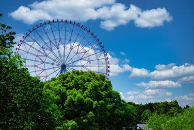 amusement park ride