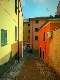 Narrow alley in city