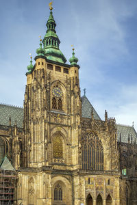 Metropolitan cathedral of saints vitus is a roman catholic cathedral in prague, czech republic