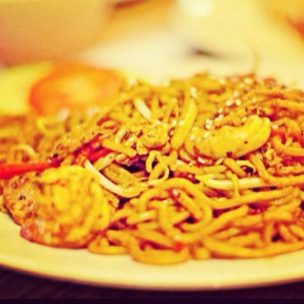 food and drink, food, freshness, indoors, ready-to-eat, close-up, meal, healthy eating, plate, still life, serving size, indulgence, pasta, selective focus, cooked, bowl, italian food, noodles, focus on foreground, appetizer