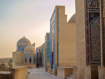 Shah-i-zinda in samarkand at sunset, uzbekistan