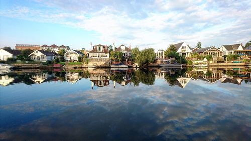 Reflection of buildings in city