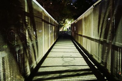 Narrow alley