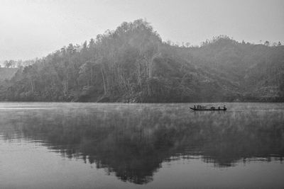 Beautiful kaptai in winter 