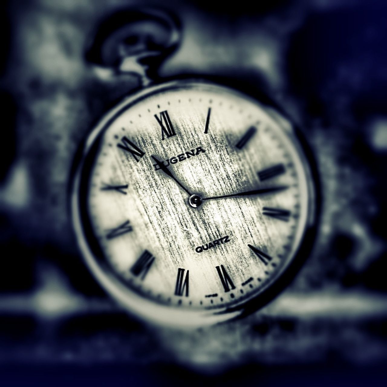 close-up, time, selective focus, number, focus on foreground, metal, circle, text, old, communication, clock, old-fashioned, single object, indoors, still life, antique, retro styled, no people, accuracy, technology