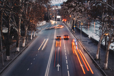 Traffic on road in city