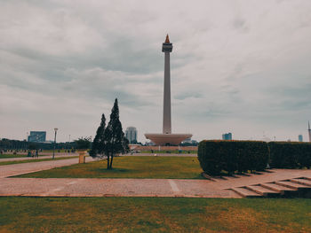 View of monument against cloudy sky