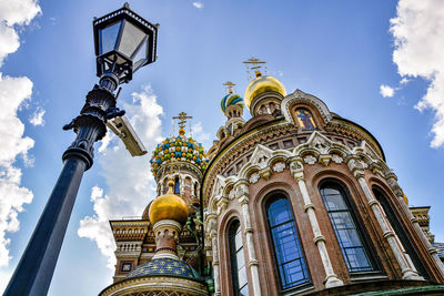 Famous and colorful church of the saviour on spilled blood facade in saint petersburg, russia