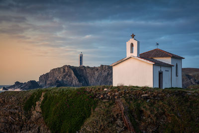 Virxe do porto hermitage and meirás lighthouse.