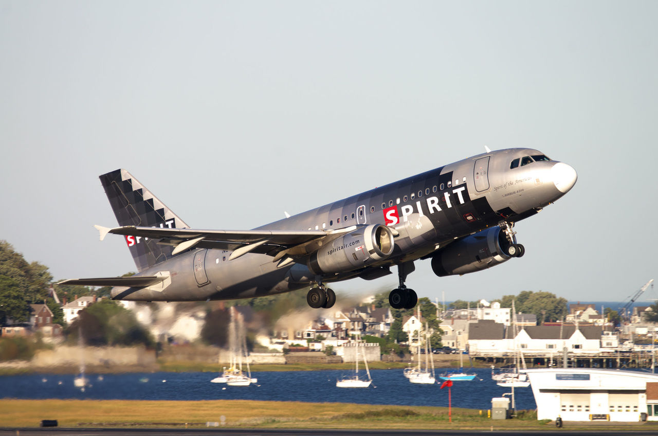 VIEW OF AIRPLANE FLYING IN FLIGHT