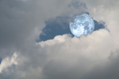 Low angle view of clouds in sky