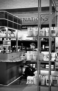 Man sitting in restaurant