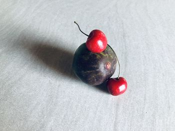 Cherries and fig
