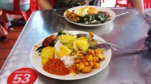 Food in plate on table