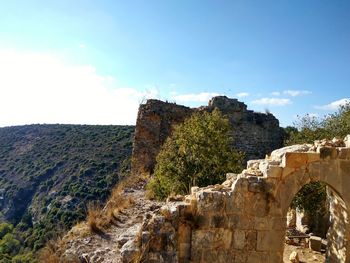 View of old ruins against sky