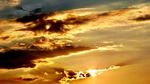 Low angle view of clouds in sky