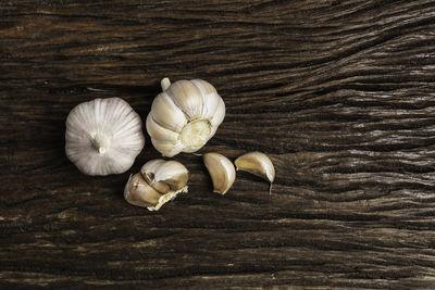 High angle view of garlic on table