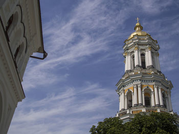 The great lavra bell tower or the great belfry, the main bell tower of the ancient cave monastery 