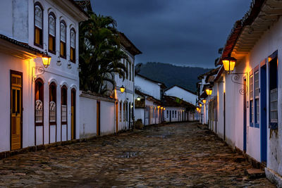 Streets and houses of the historic city of paraty in the state of rio de janeiro