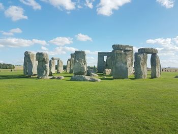 View of stonehenge against cloudy sky