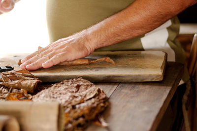 Making cuban cigars by hand in vinales, cuba.