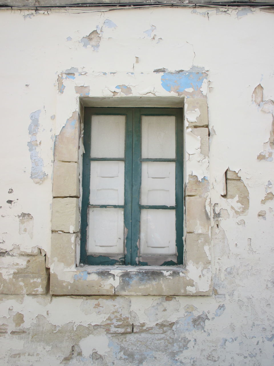 WINDOW OF OLD BUILDING