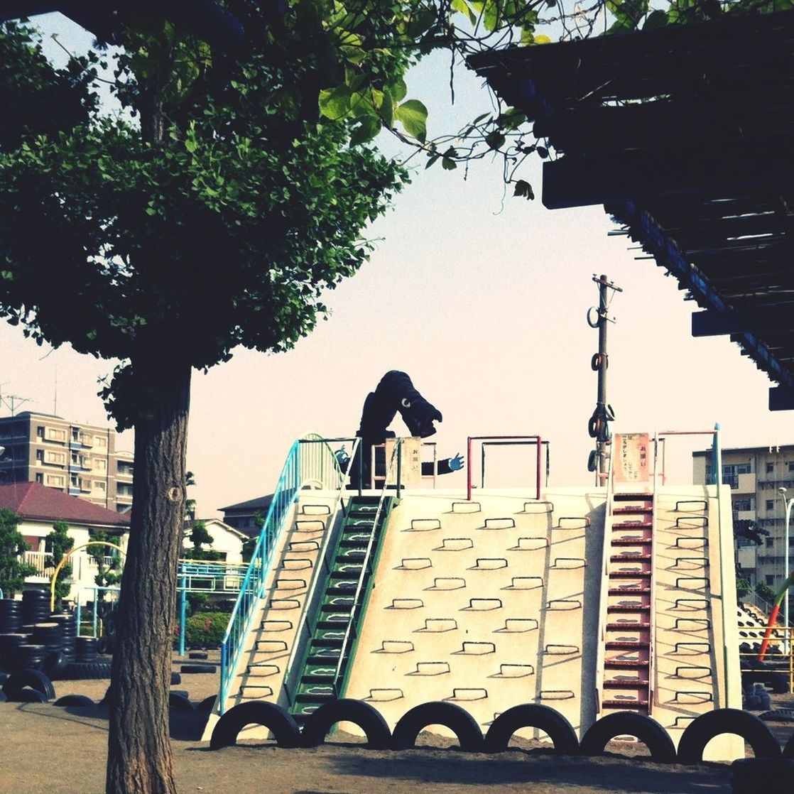 西六郷公園 (タイヤ公園)