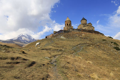 Mtskheta-mtianeti,  zminda sameba, gergetier dreifaltigkeitskirche, stepantsminda, georgia