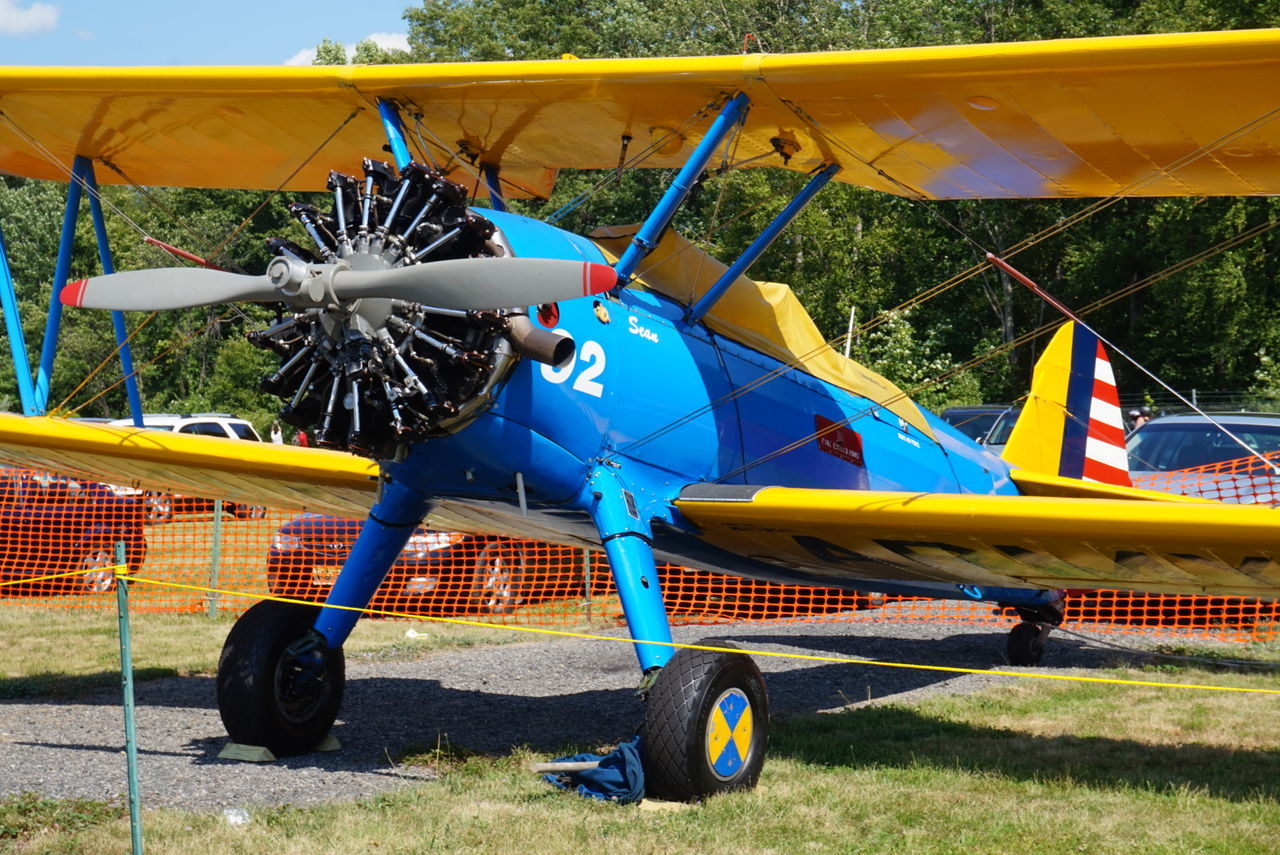 Single engine plane