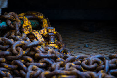 Close-up of rusty metal chain