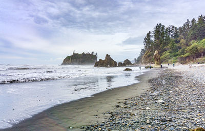 A panorama shot of ruby beach in washington state.