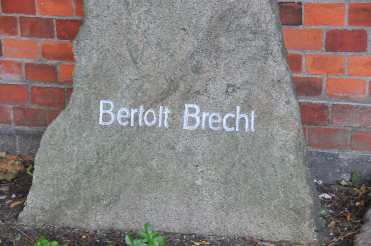 Bertolt_Brecht