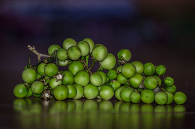 Close-up of grapes