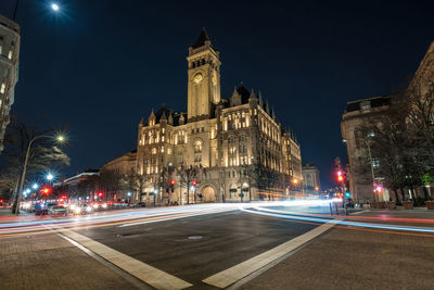 Old post office washington dc with traffic light at night, united states, usa downtown,