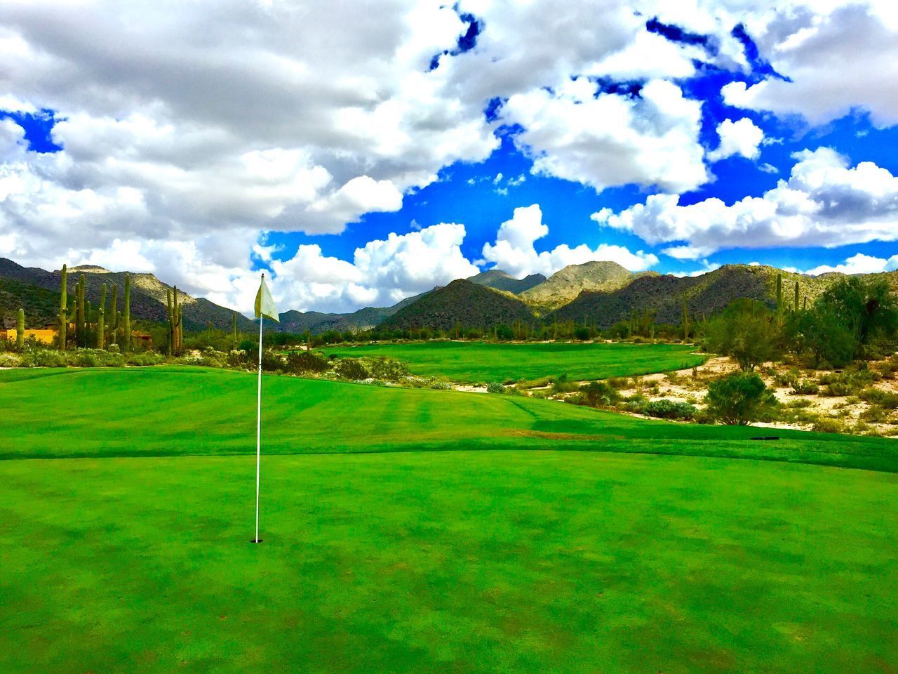 SCENIC VIEW OF LANDSCAPE AGAINST CLOUDY SKY