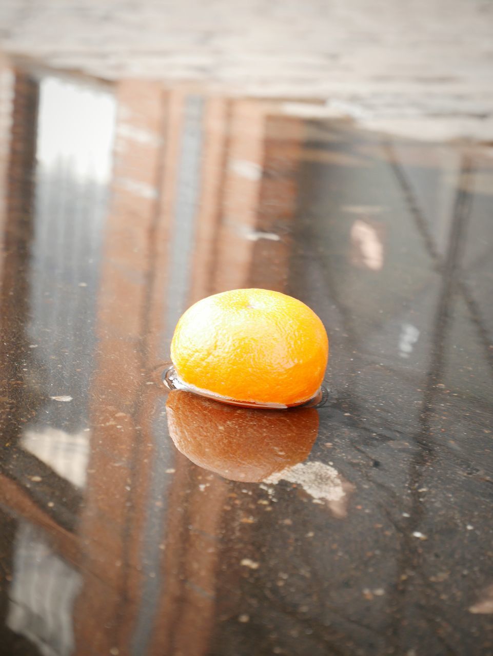 food and drink, food, freshness, fruit, healthy eating, yellow, close-up, focus on foreground, still life, citrus fruit, orange - fruit, refreshment, table, selective focus, lemon, no people, orange color, day, indoors