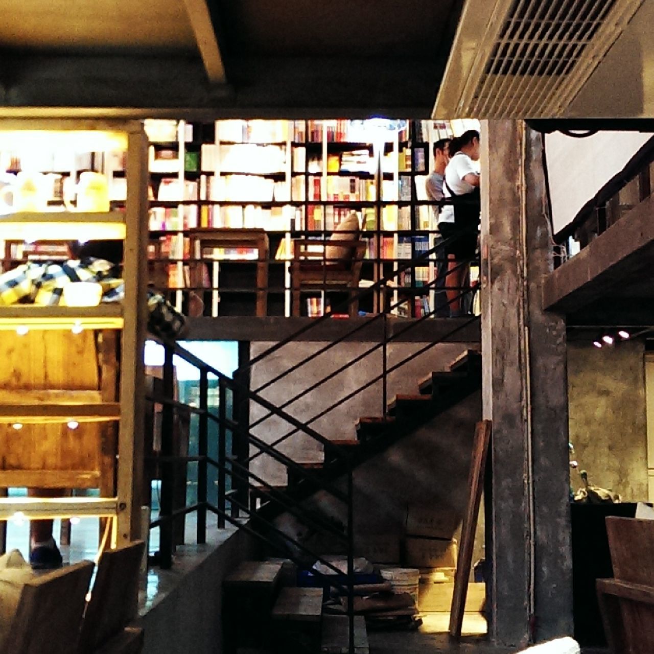 万象书店 Wanxiang Bookstore