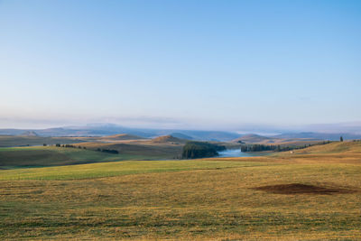 Photograph of the cézallier plain from the village of campains-brion