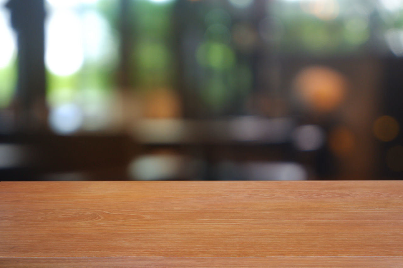 CLOSE-UP OF EMPTY TABLE