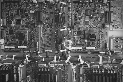 Inside a machine of cables 
